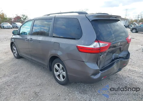 2017 Toyota Sienna Le 8 Passenger из США, поврежденный, VIN 5TDKZ3DC2HS860432